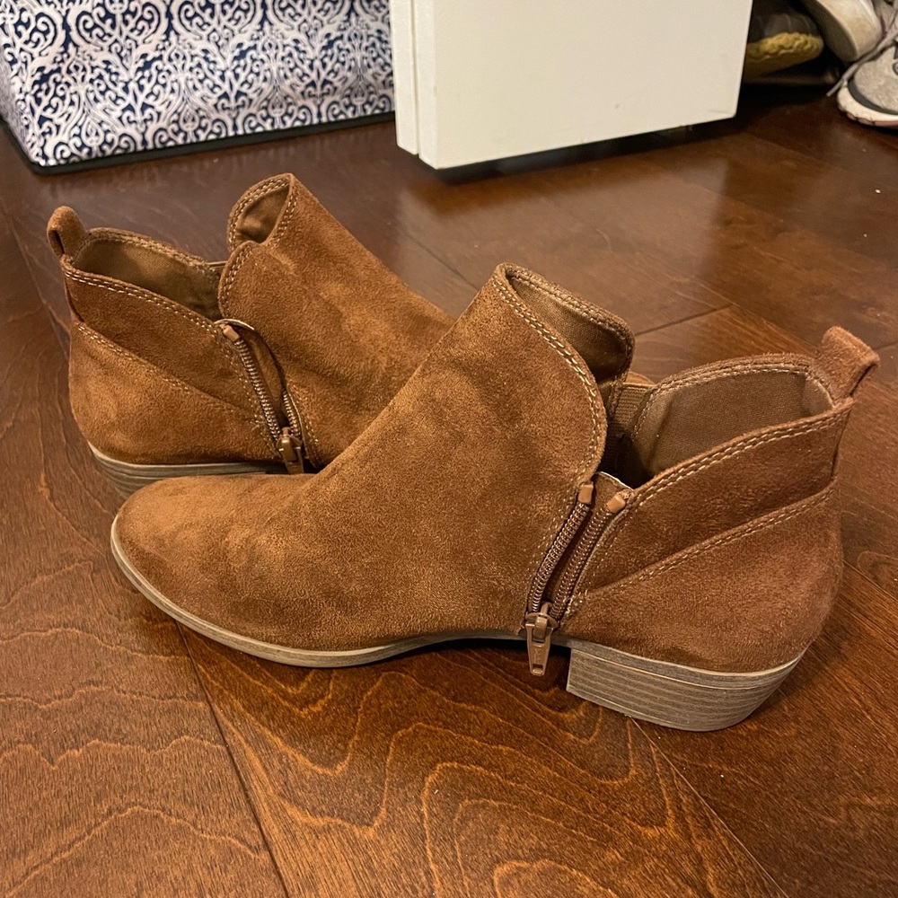 Ankle boots